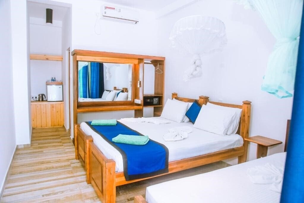 Фото Surf Sea Breeze 2*