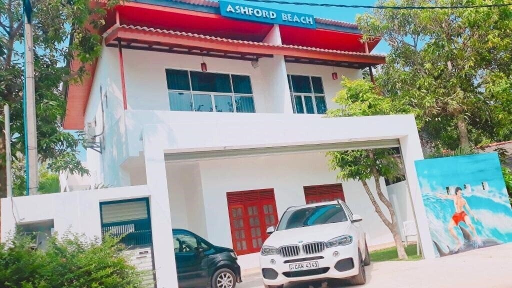 Готель Ashford Beach Guesthouse 2*