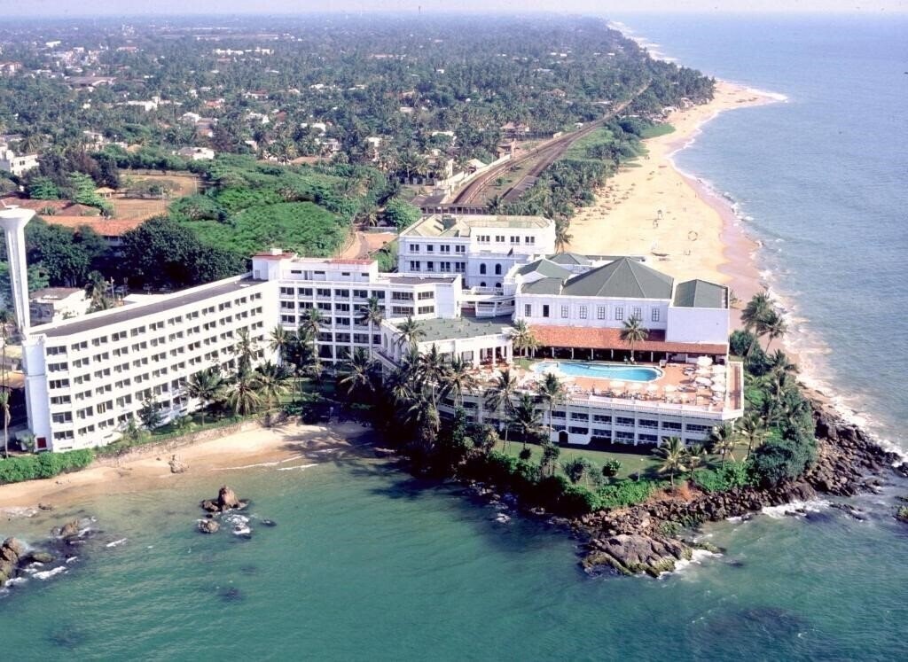 Готель Mount Lavinia 4*