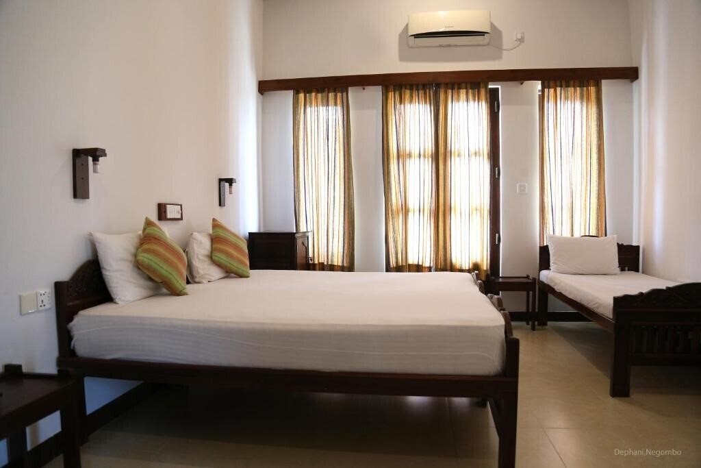 Zdjęcie Dephanie Beach Hotel 1*