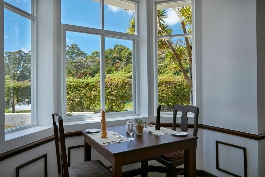 Фотографія Galway Heights Hotel 3*