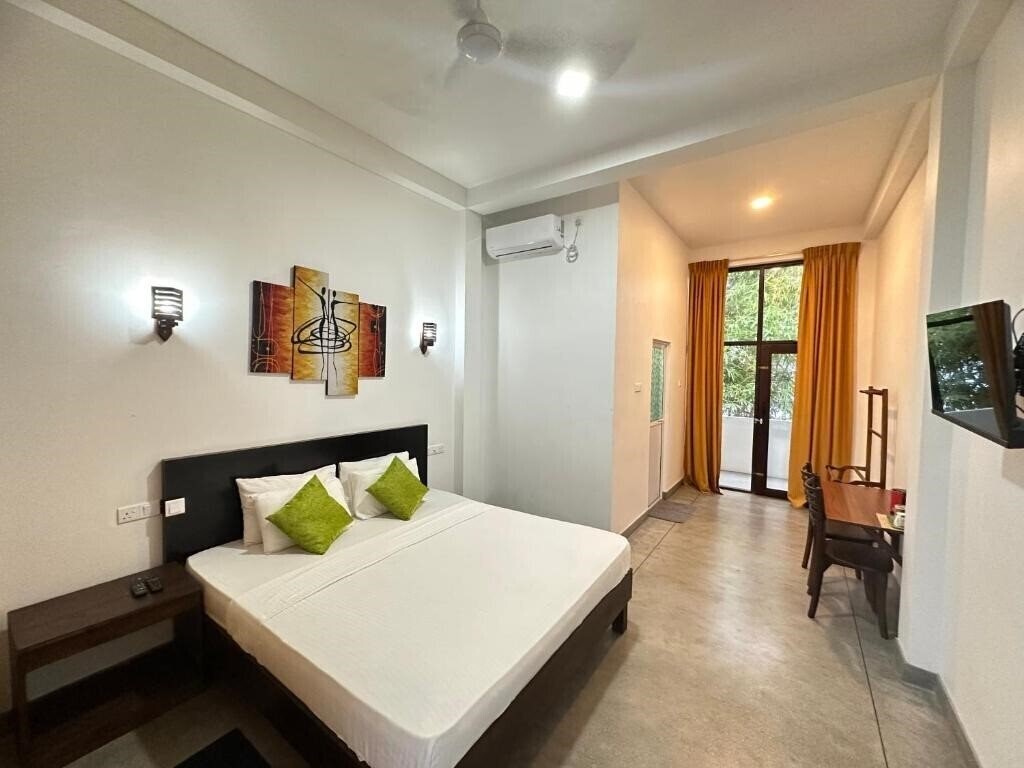 Фотографія Jayaa Beach 2*