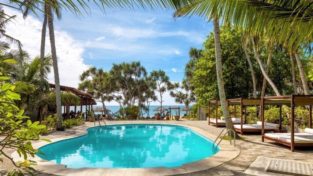 Фото Good Karma Hotel 4*