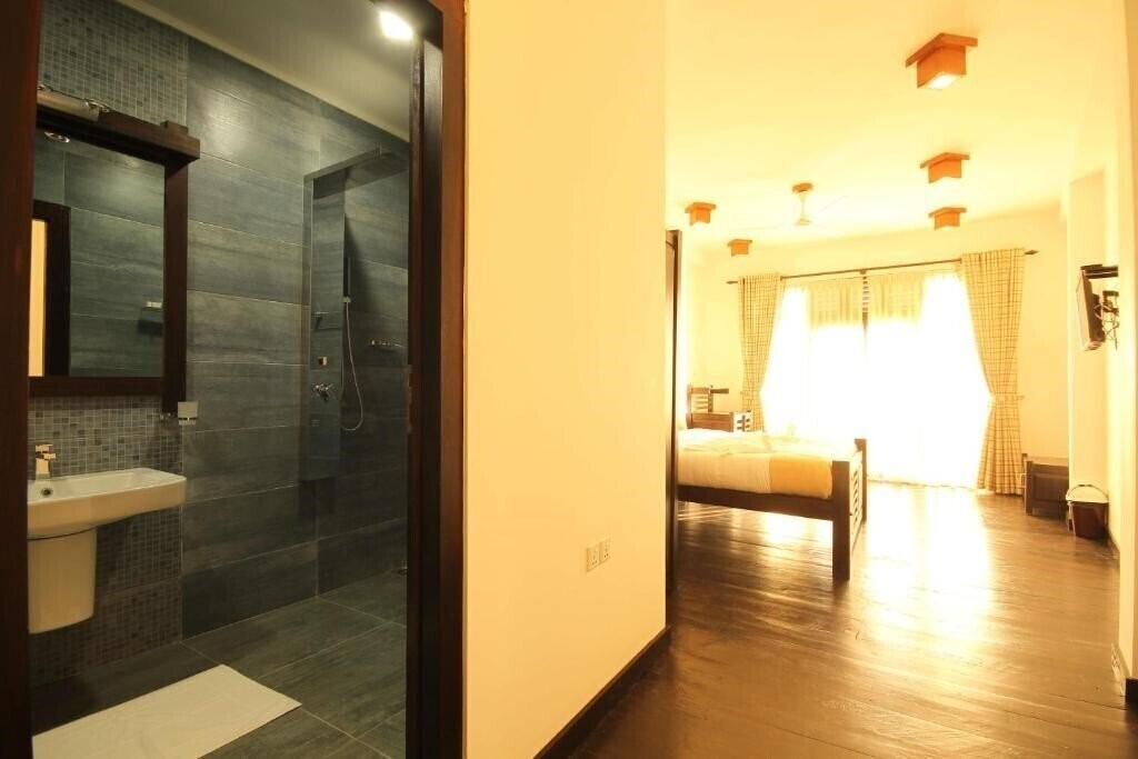 Zdjęcia Saffron Hotel 3*