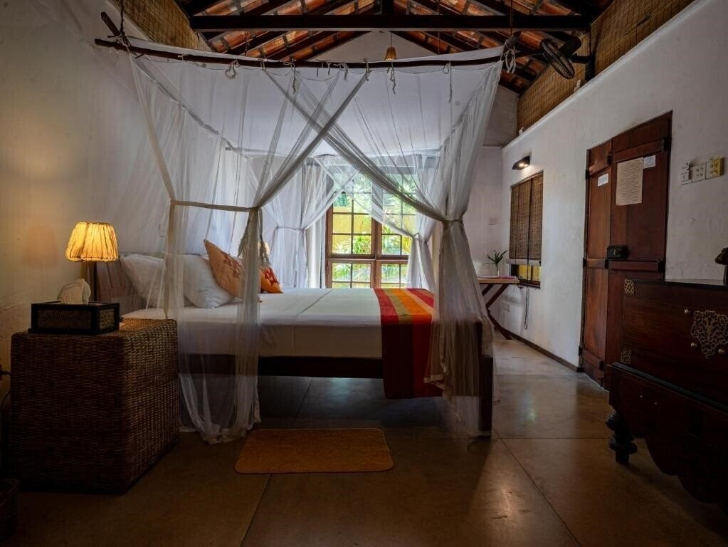 Фото Dunes Unawatuna Hotel 4*