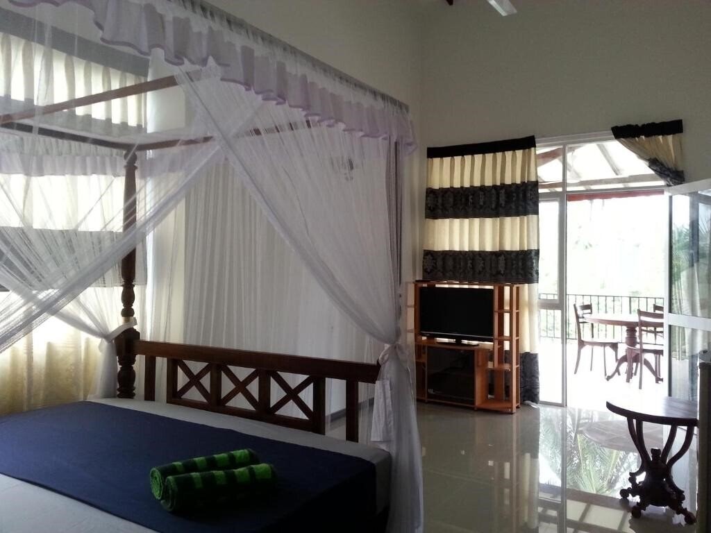 Фотография Coral Palm Villa & Apartment 2*