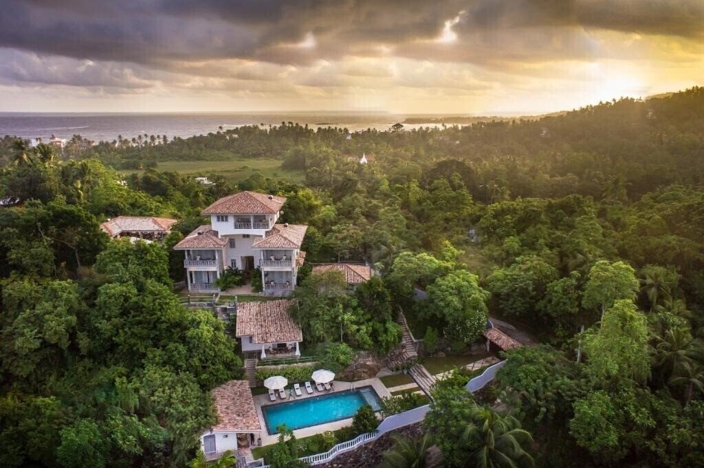 Hotel The Horizon Hill Top Villa вилла