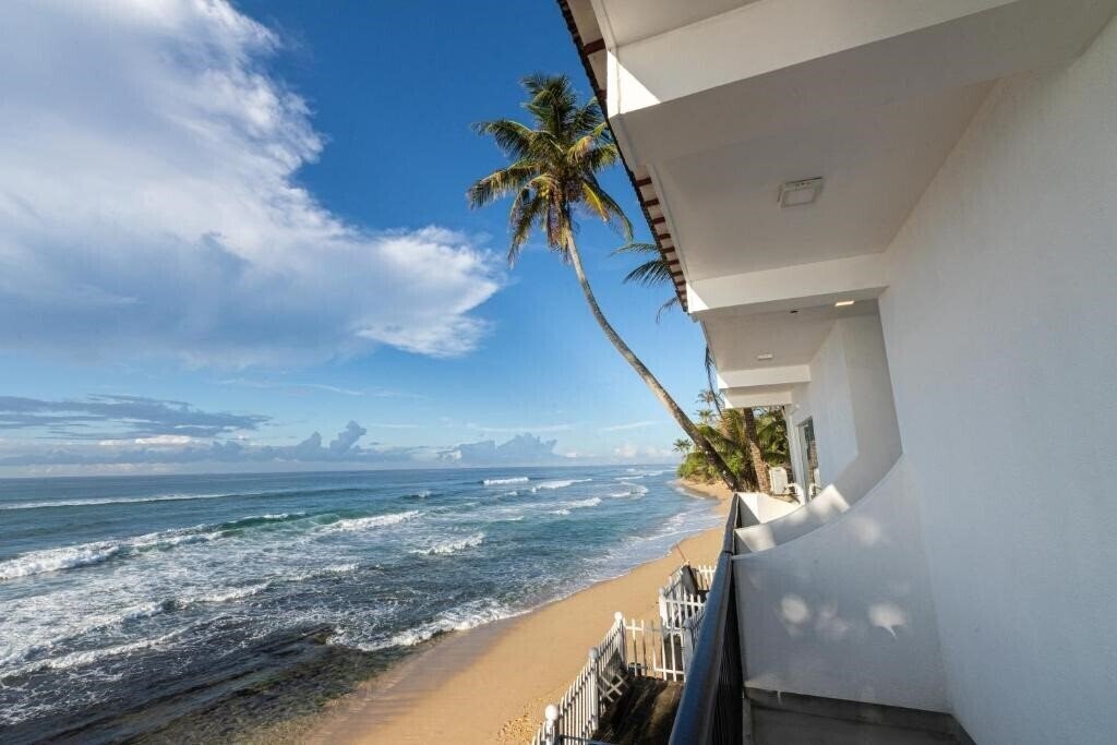 Hotel The Beach Talpe 5*