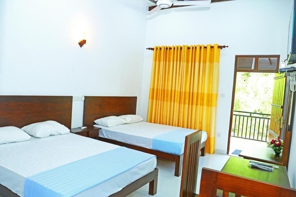 Zdjęcie Emerald Guest House 2*