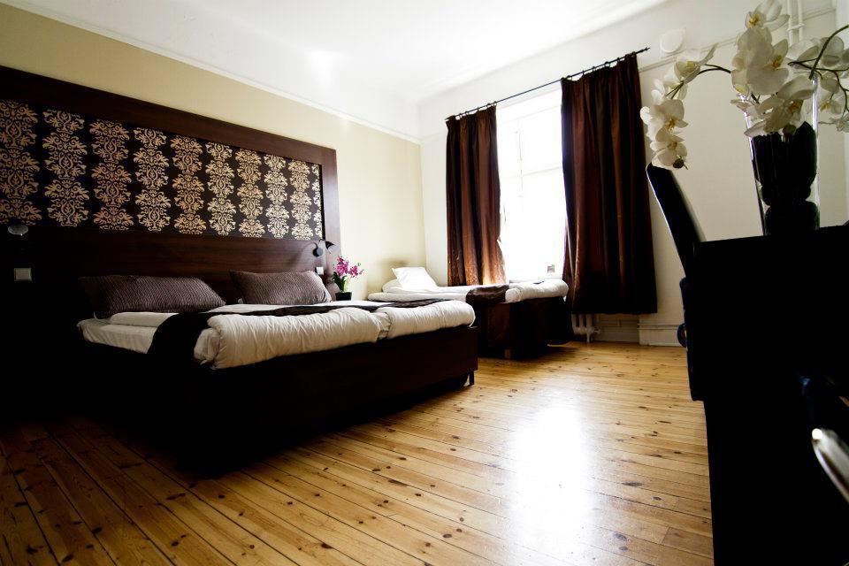 Картинка Queens 3*