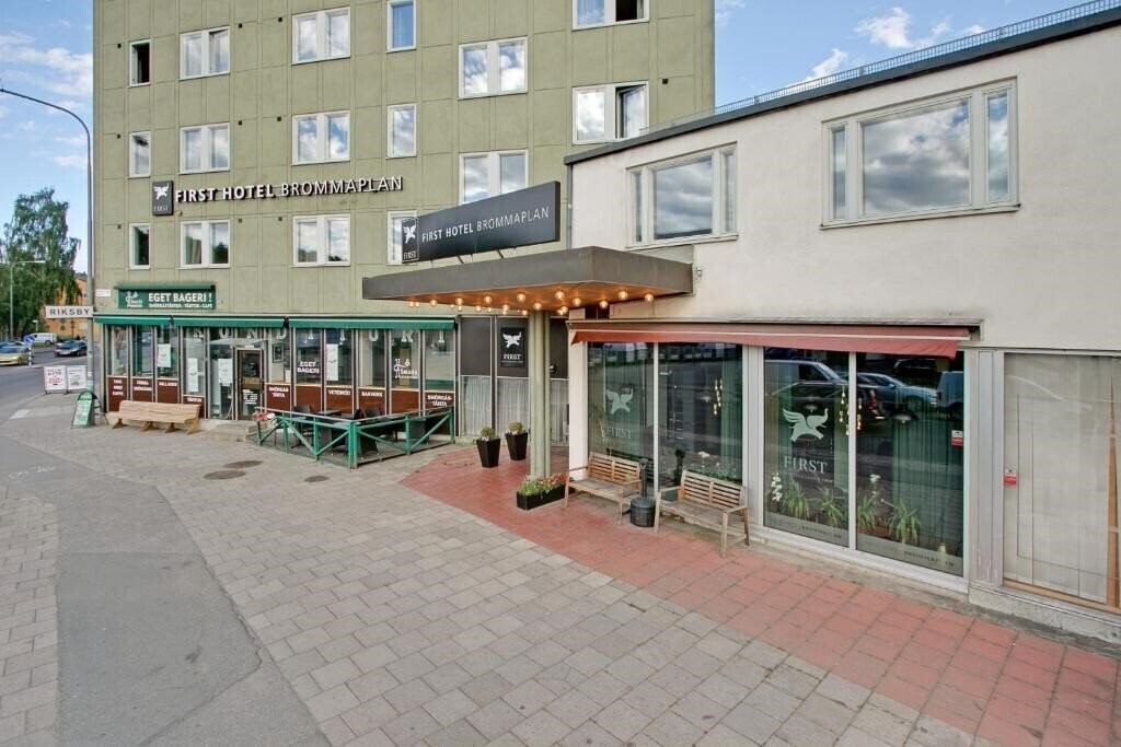 Hotel First Hotel Brommaplan 1*