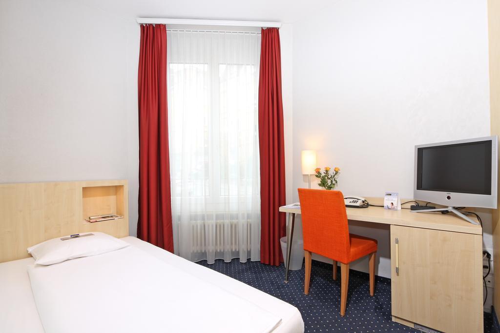 Zdjęcie Sorell Rex 3*