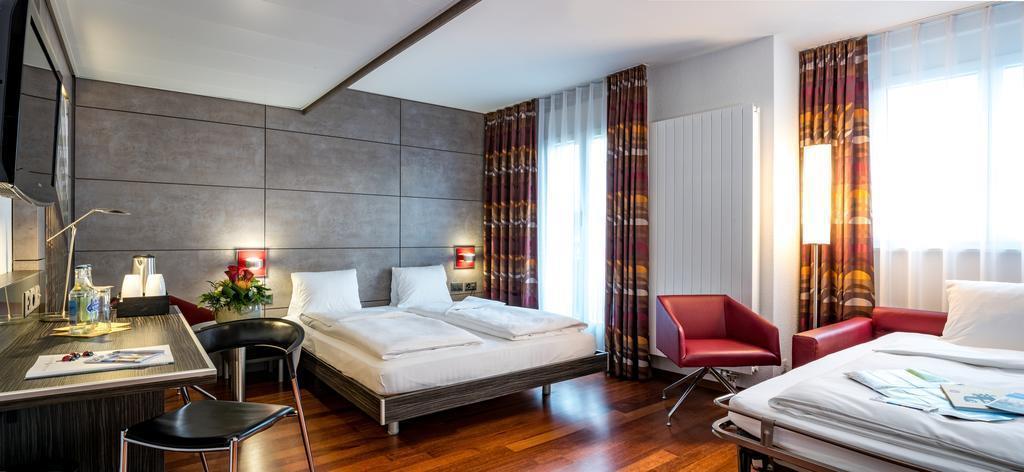 Zdjęcia Sternen-Oerlikon 3*