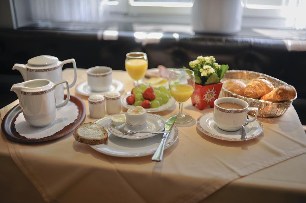 Zdjęcie Alexander 3*