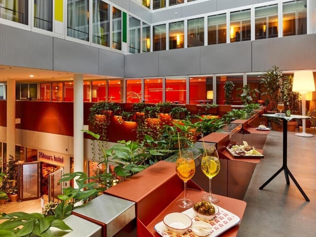 Obraz 25 Hours Zurich West 3*