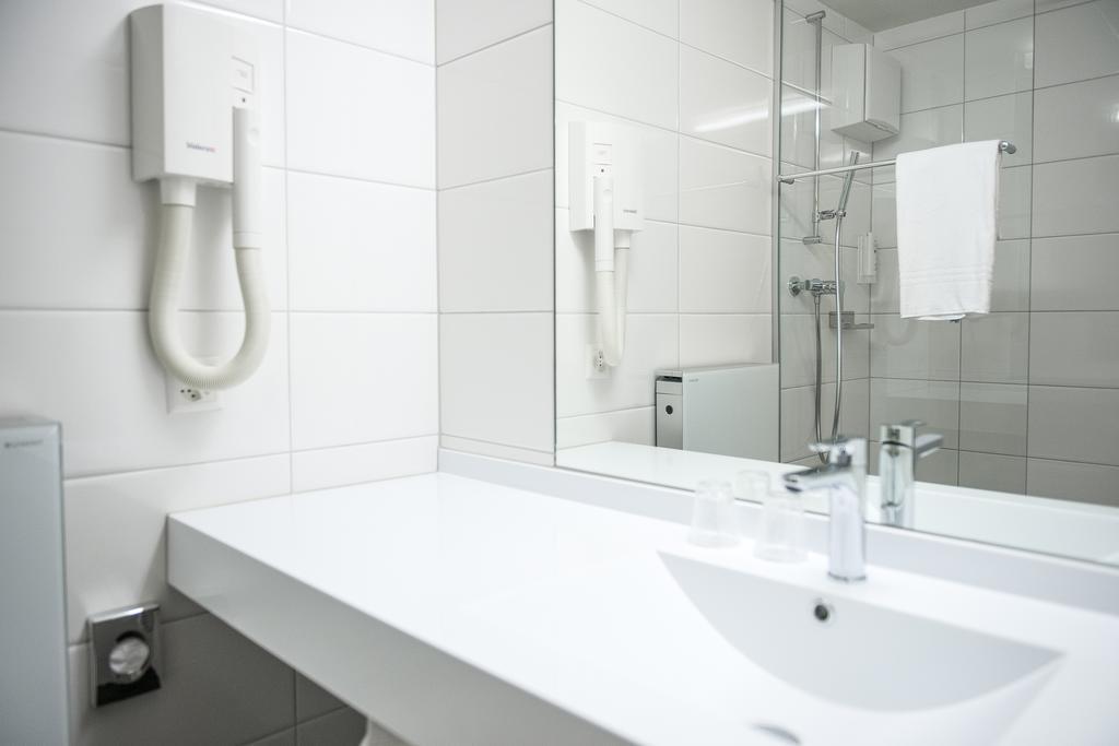 Zdjęcie Ibis Zurich Adliswil Hotel 2*