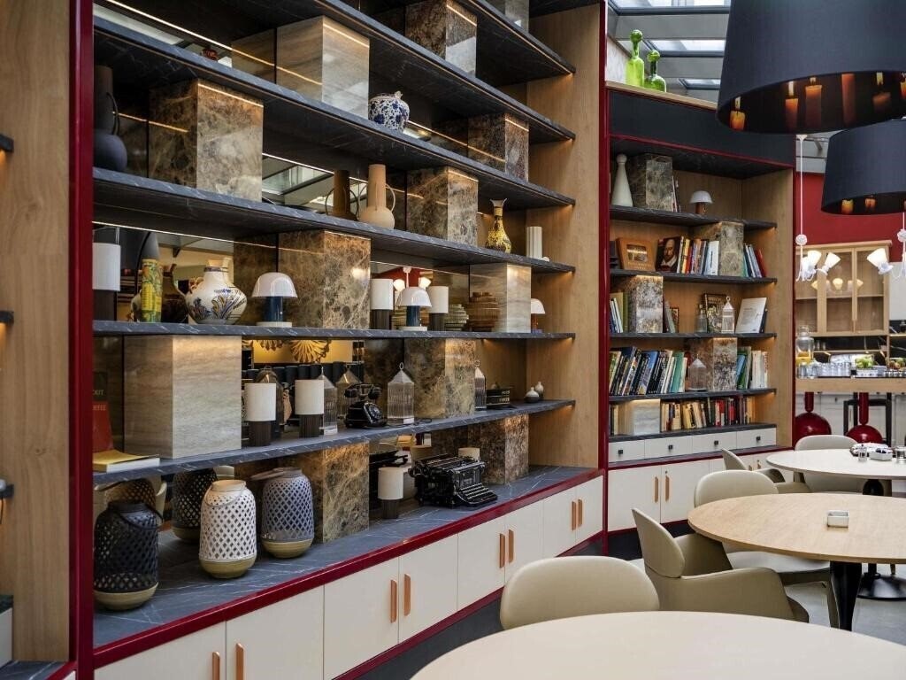 Hotel Aparthotel Adagio Zurich City Center 4*