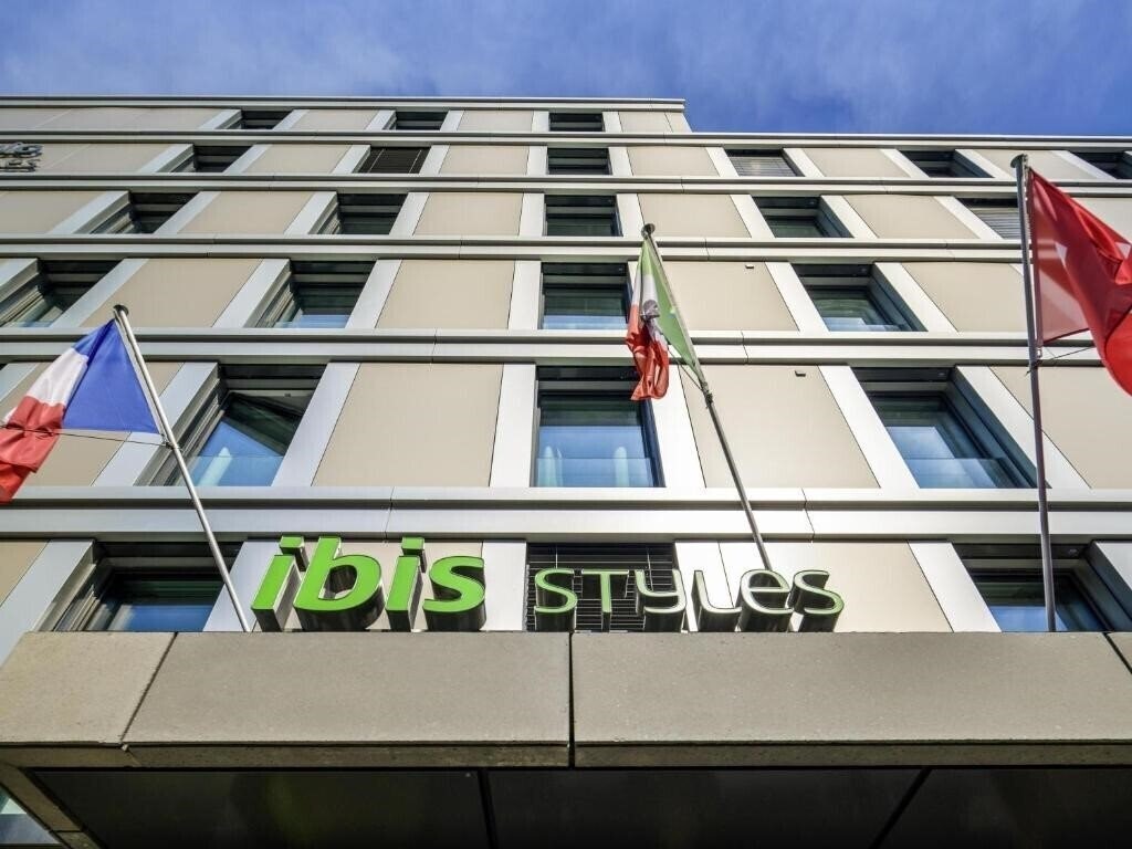 Zdjęcia Ibis Styles Zurich City Center 3*