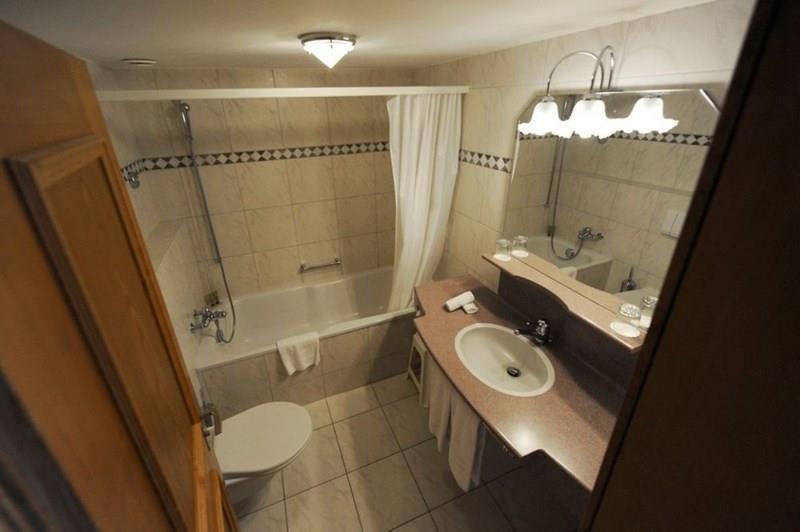 Zdjęcie Arc-En-Ciel 4*