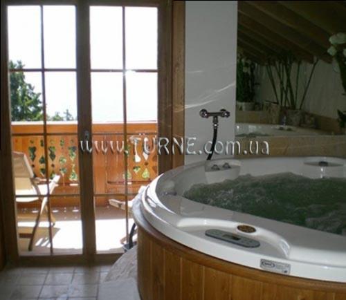 Готель La Licorne 3*