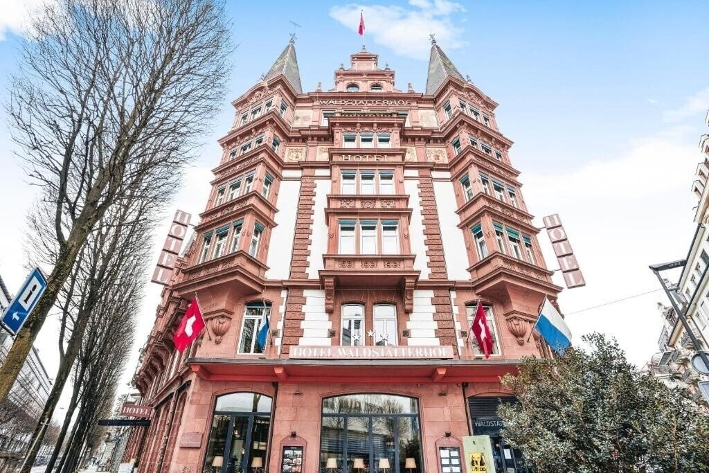 Отель Hotel Waldstatterhof Luzern Bahnhof (ex. Waldstatterhof Swiss Quality Hotel) 3*