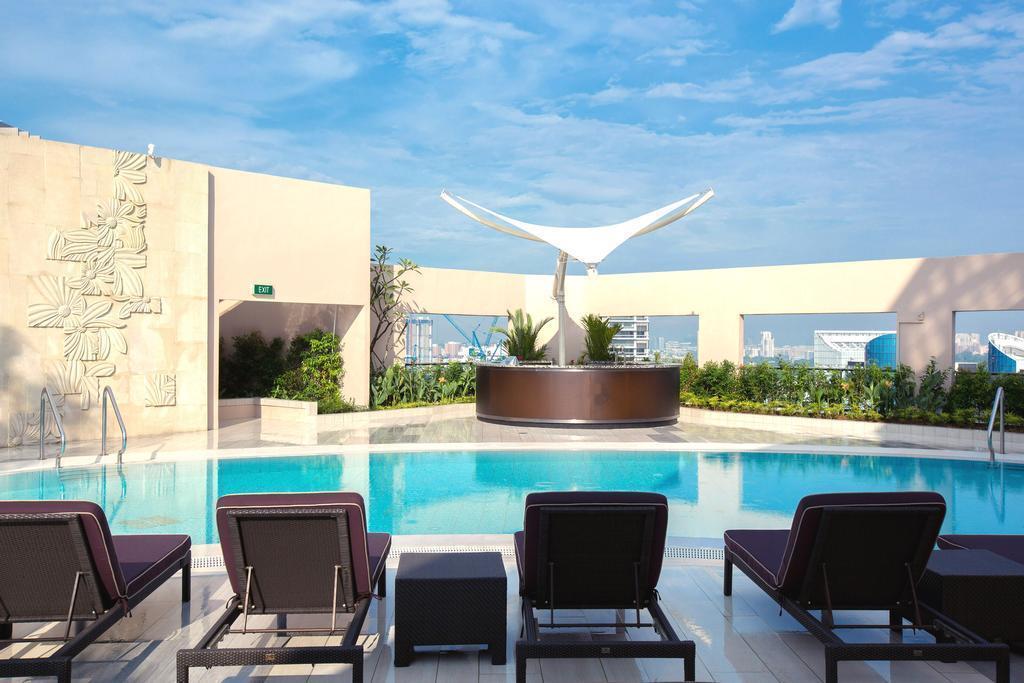 Отель Four Seasons Singapore 5*