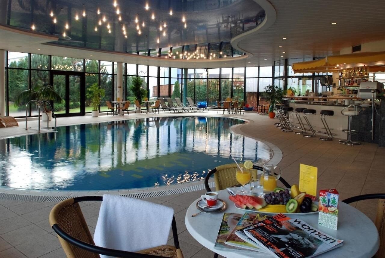 Фото Holiday Inn 3*