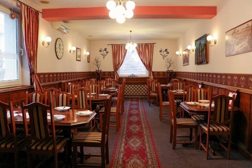 Hotel Pension Grand 3*