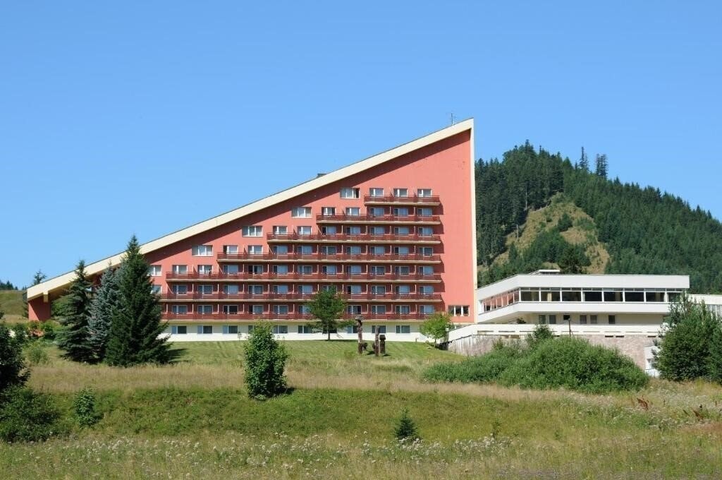 Hotel Maj 3*