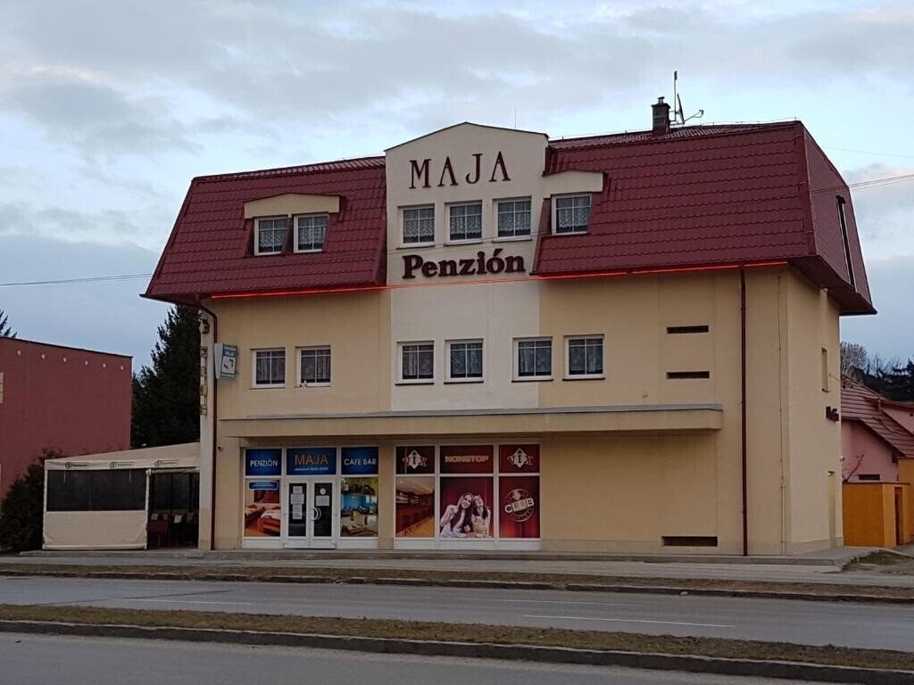 Hotel Maja 3*