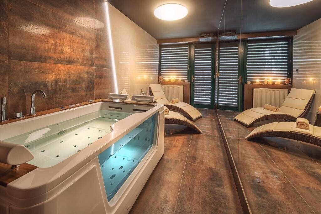 Obraz Tri Studnicky 4*