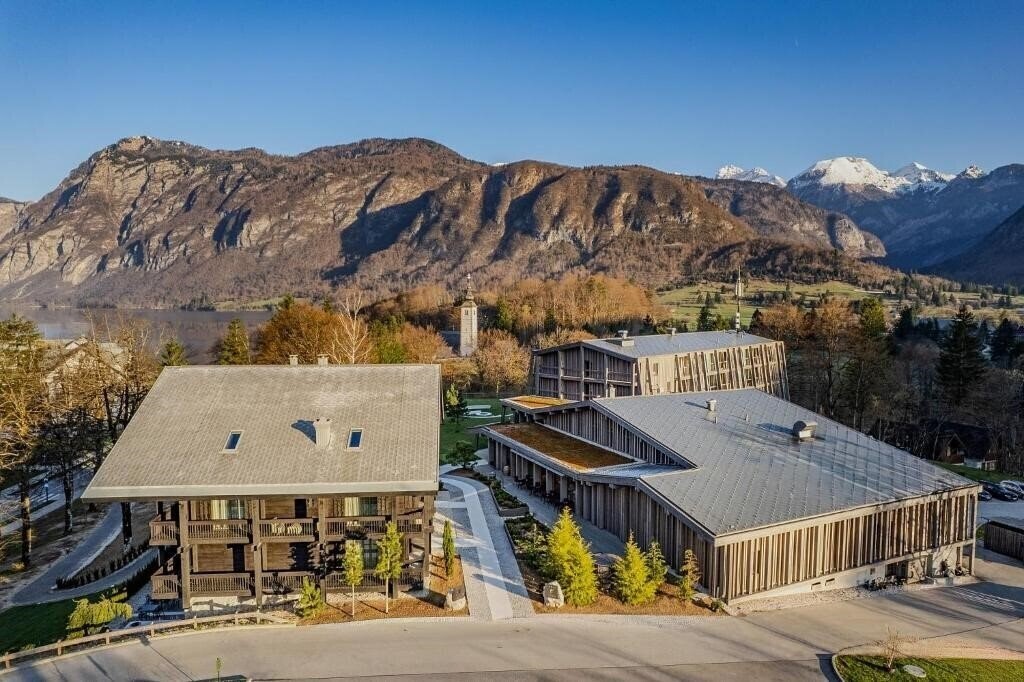 Готель Hotel Bohinj 4*