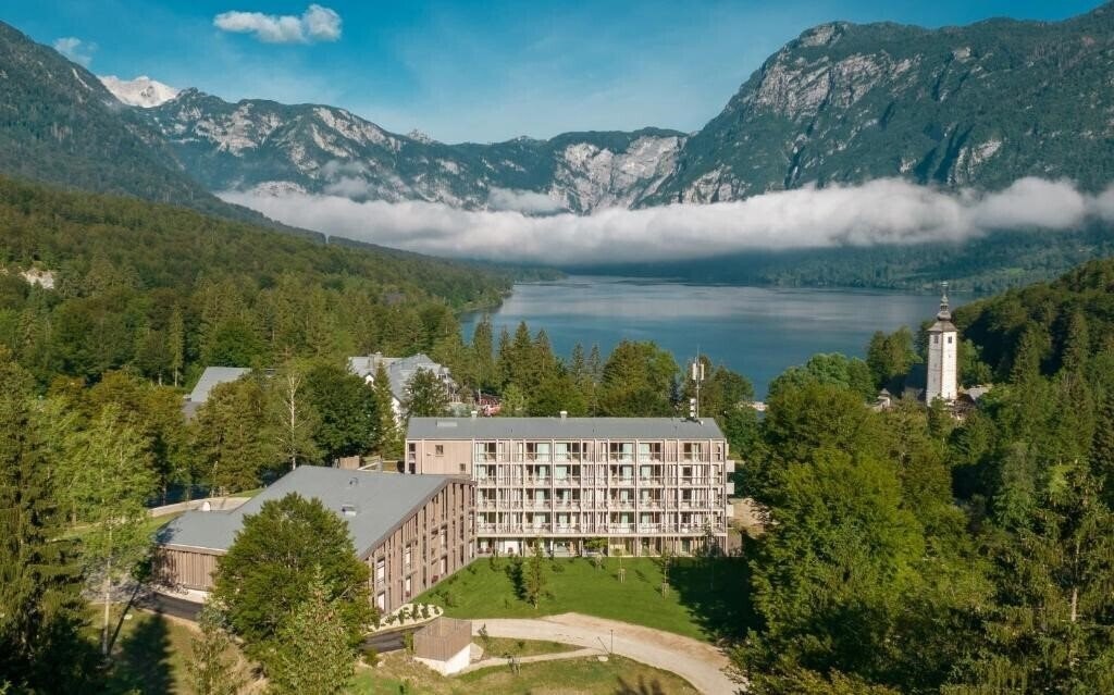 Фотографія Hotel Bohinj 4*