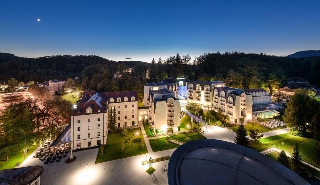 Hotel Grand Hotel Sava 4*
