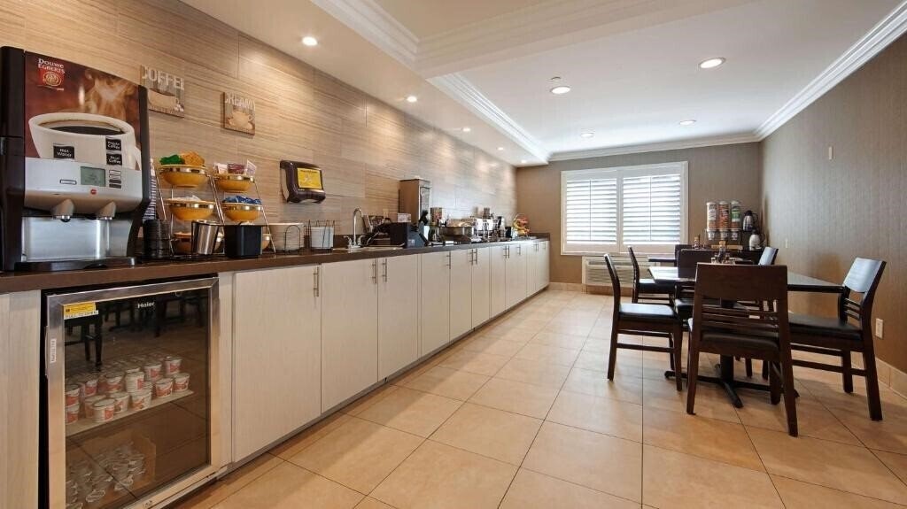 Obraz Best Western Burbank Airport Inn 3*