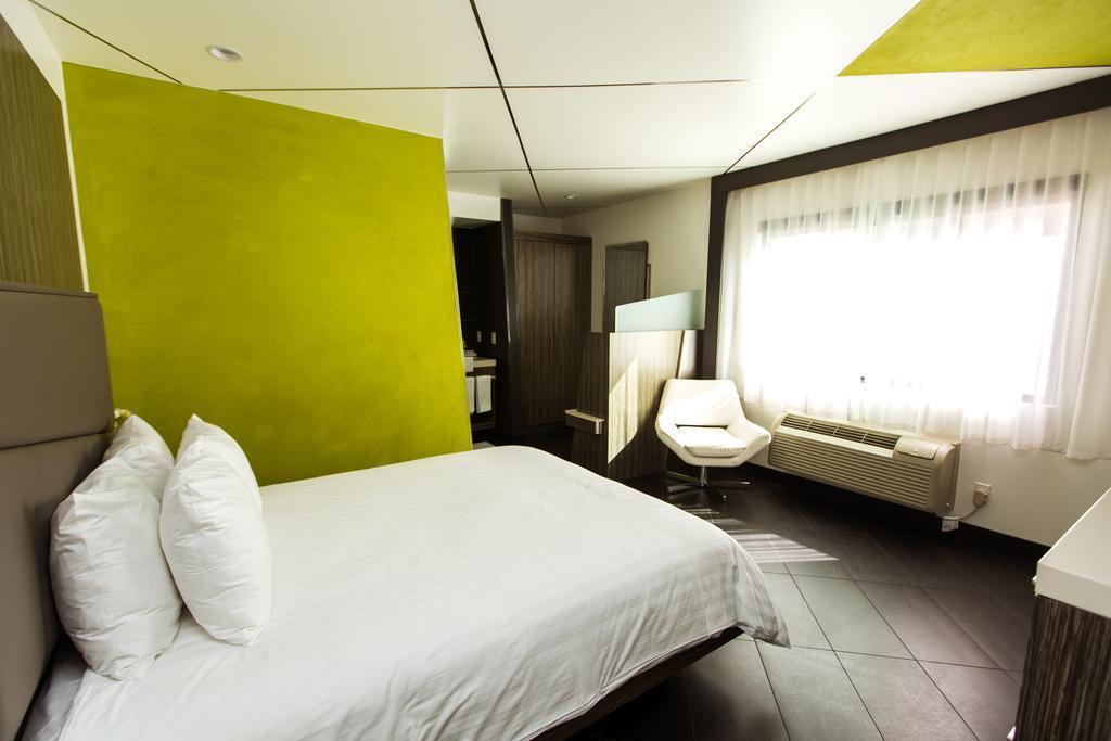 Zdjęcie The Moment Hotel 3*