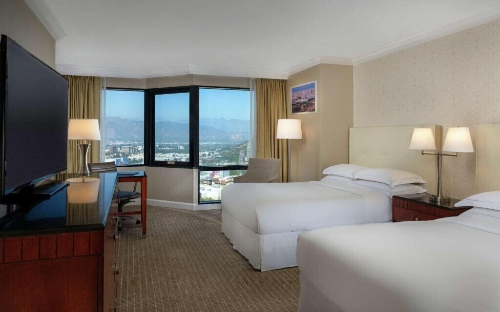 Zdjęcie Hilton Los Angeles/Universal City 4*