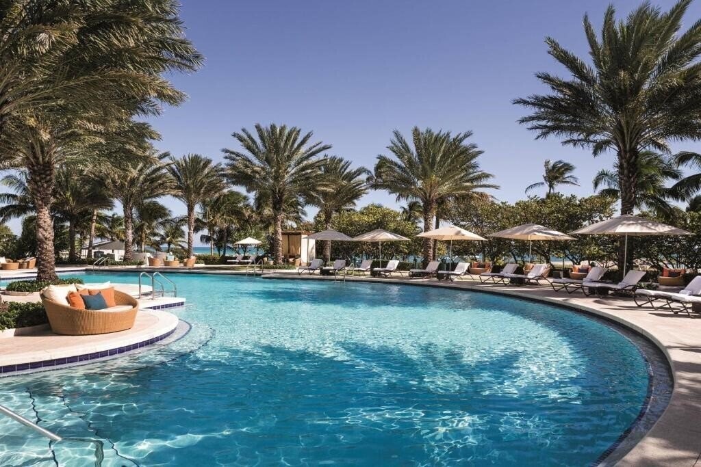 Готель The Ritz Carlton Bal Harbour 5*