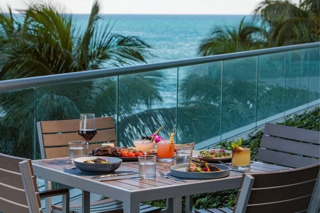 Фотографія The Ritz Carlton Bal Harbour 5*