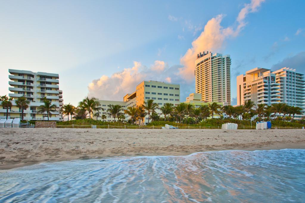 Готель Holiday Inn Miami Beach - Oceanfront 3*