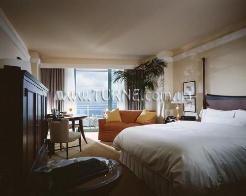 Отель The Westin Diplomat Resort & Spa 5*