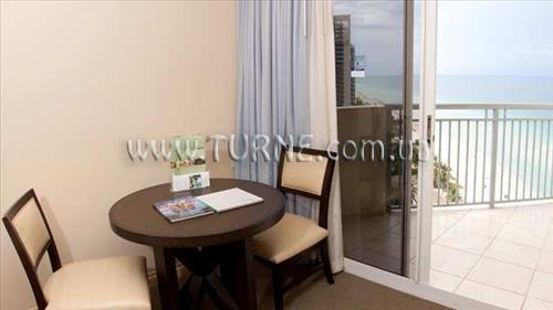 Фотографія DoubleTree by Hilton Ocean Point Resort & Spa Sunny Isles 3*