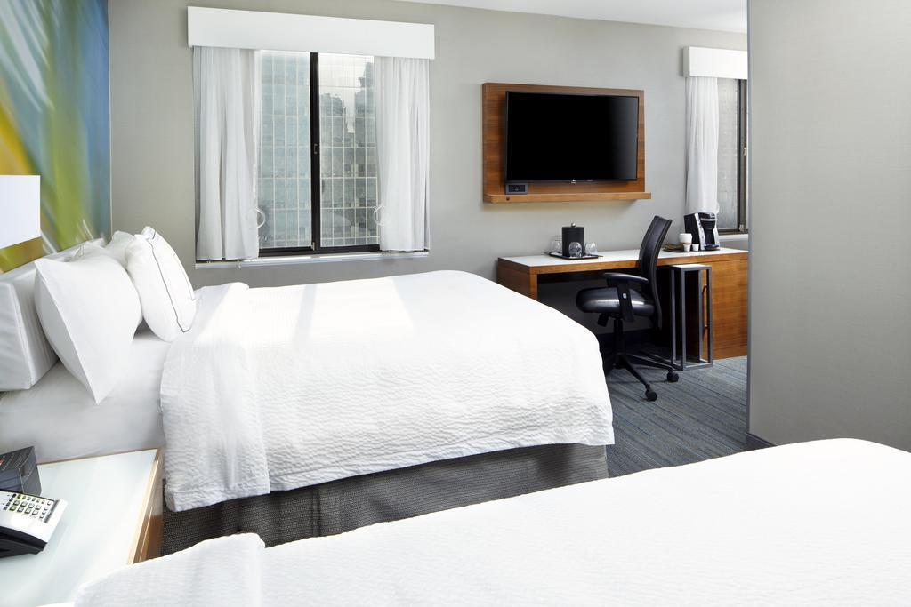 Фотографія Courtyard By Marriott New York Downtown Manhattan / World Trade Center Area 3*