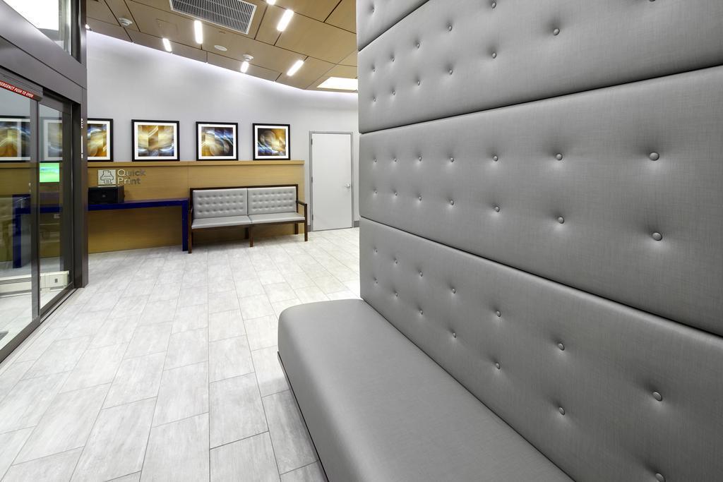 Готель Courtyard By Marriott New York Downtown Manhattan / World Trade Center Area 3*