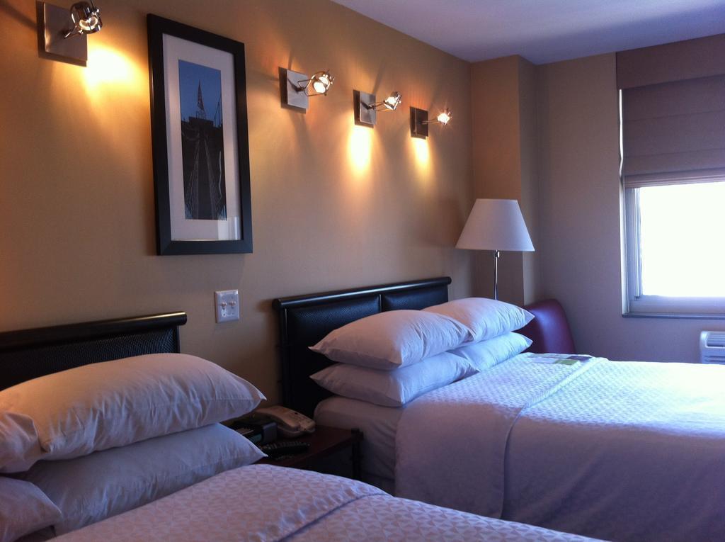 Zdjęcie Four Points By Sheraton Manhattan Soho Village 3*