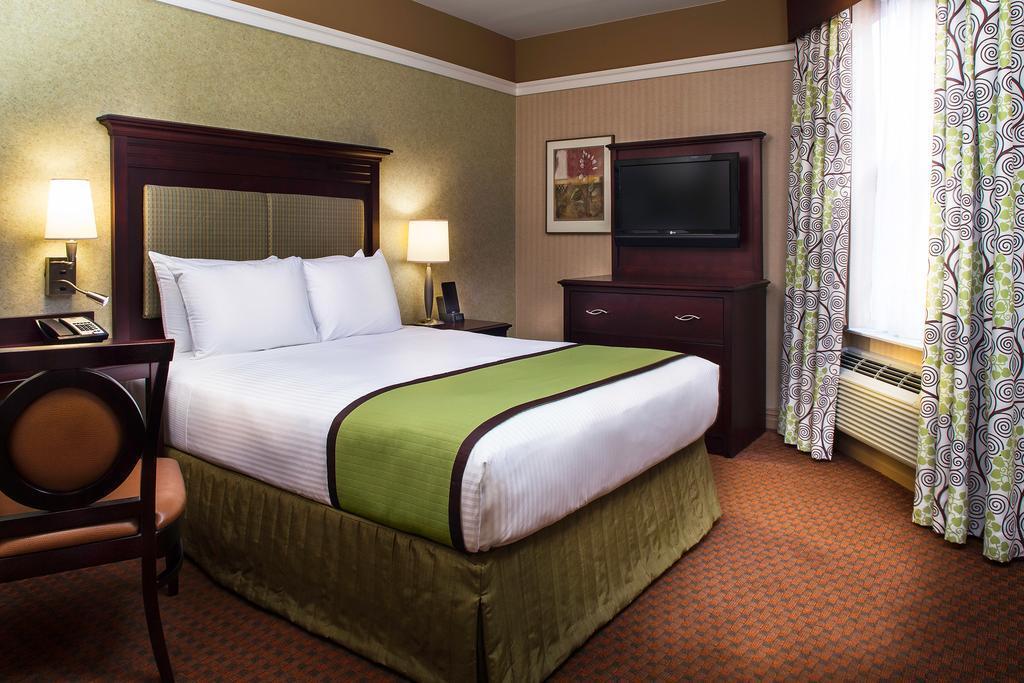 Изображение Broadway At Times Square Hotel 3*