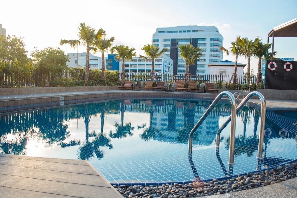 Готель A-One Bangkok Hotel 4*