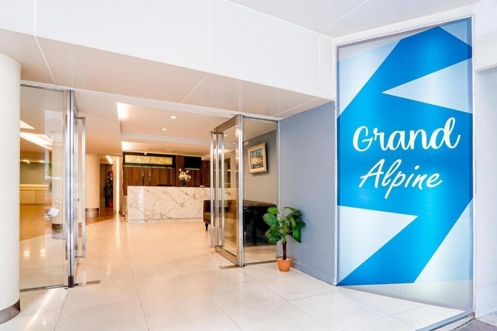 Готель Grand Alpine Hotel 3*