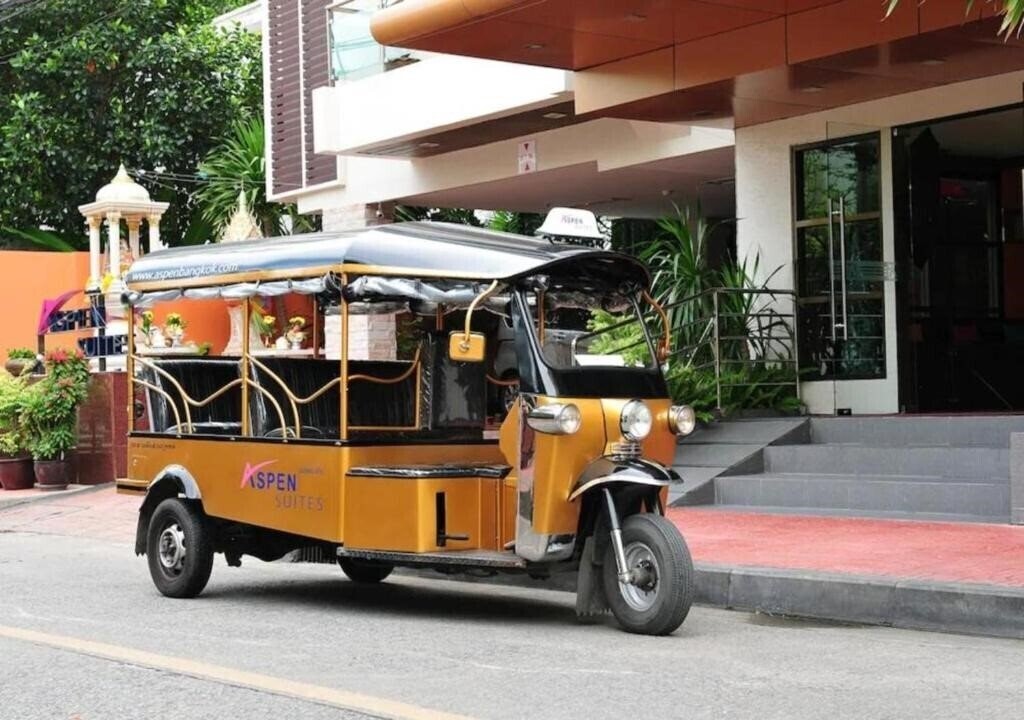 Готель Aspen Suites 4*