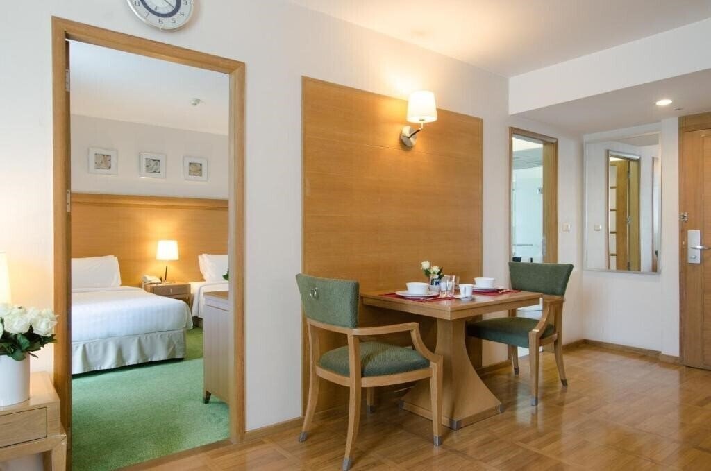 Zdjęcia At Ease Saladaeng 4*